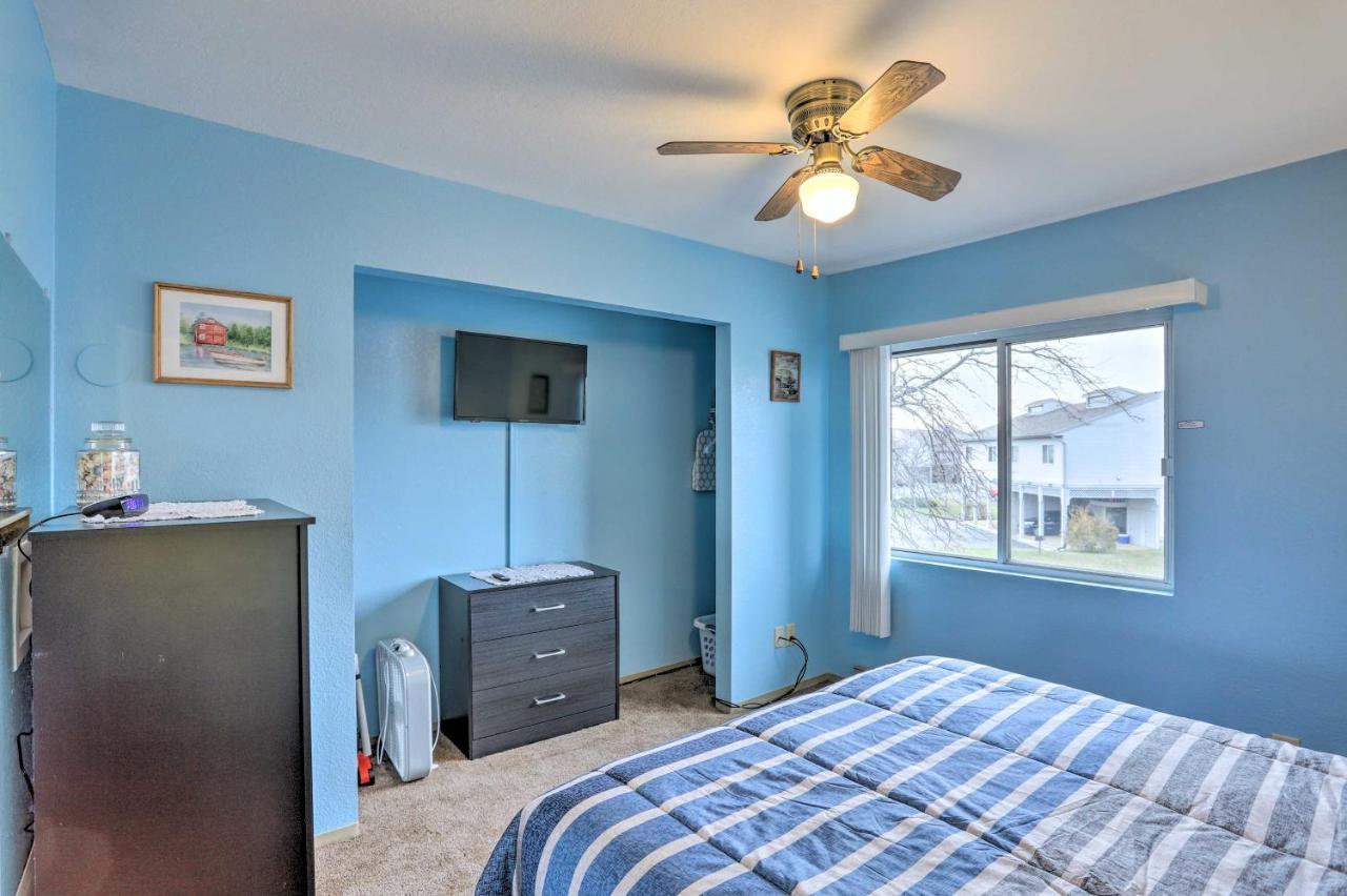 Condo With Balcony, Dock And Access To Lake Erie Sand Beach Exterior foto