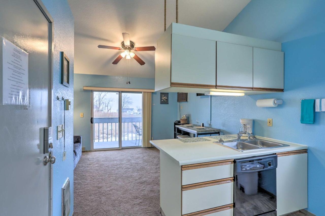 Condo With Balcony, Dock And Access To Lake Erie Sand Beach Exterior foto