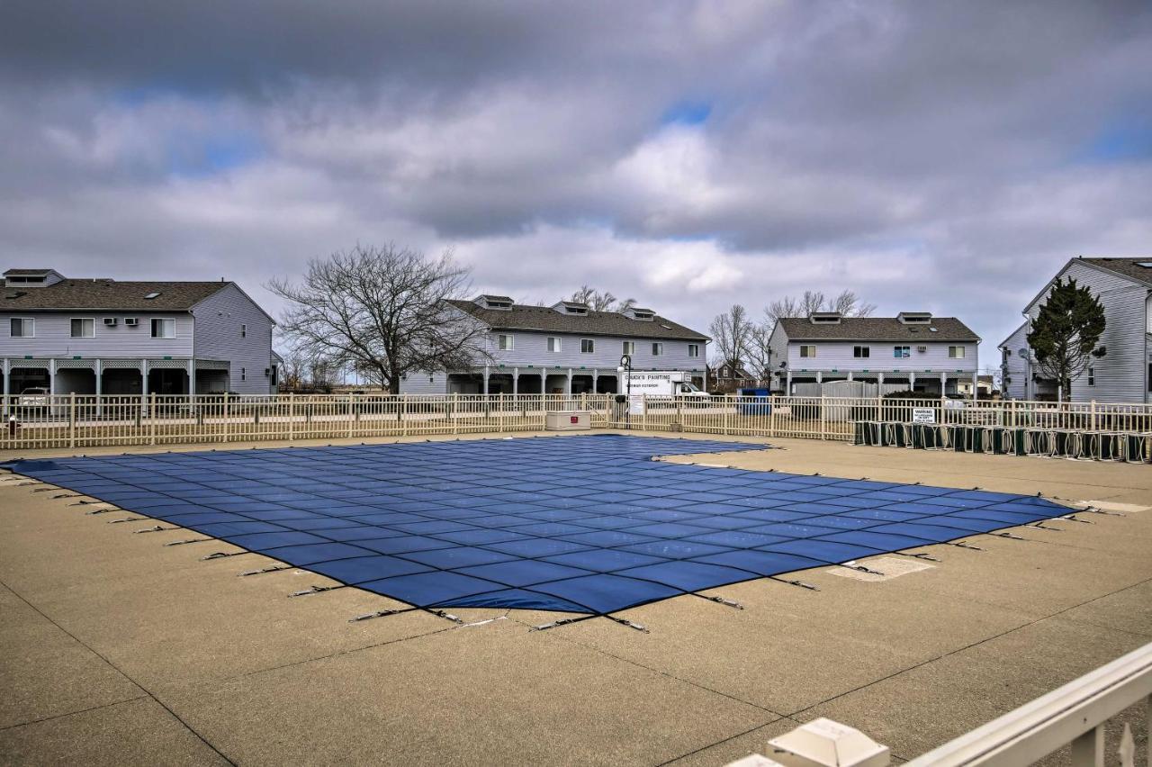 Condo With Balcony, Dock And Access To Lake Erie Sand Beach Exterior foto