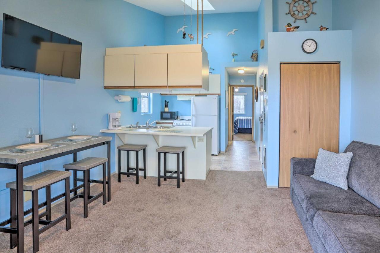 Condo With Balcony, Dock And Access To Lake Erie Sand Beach Exterior foto