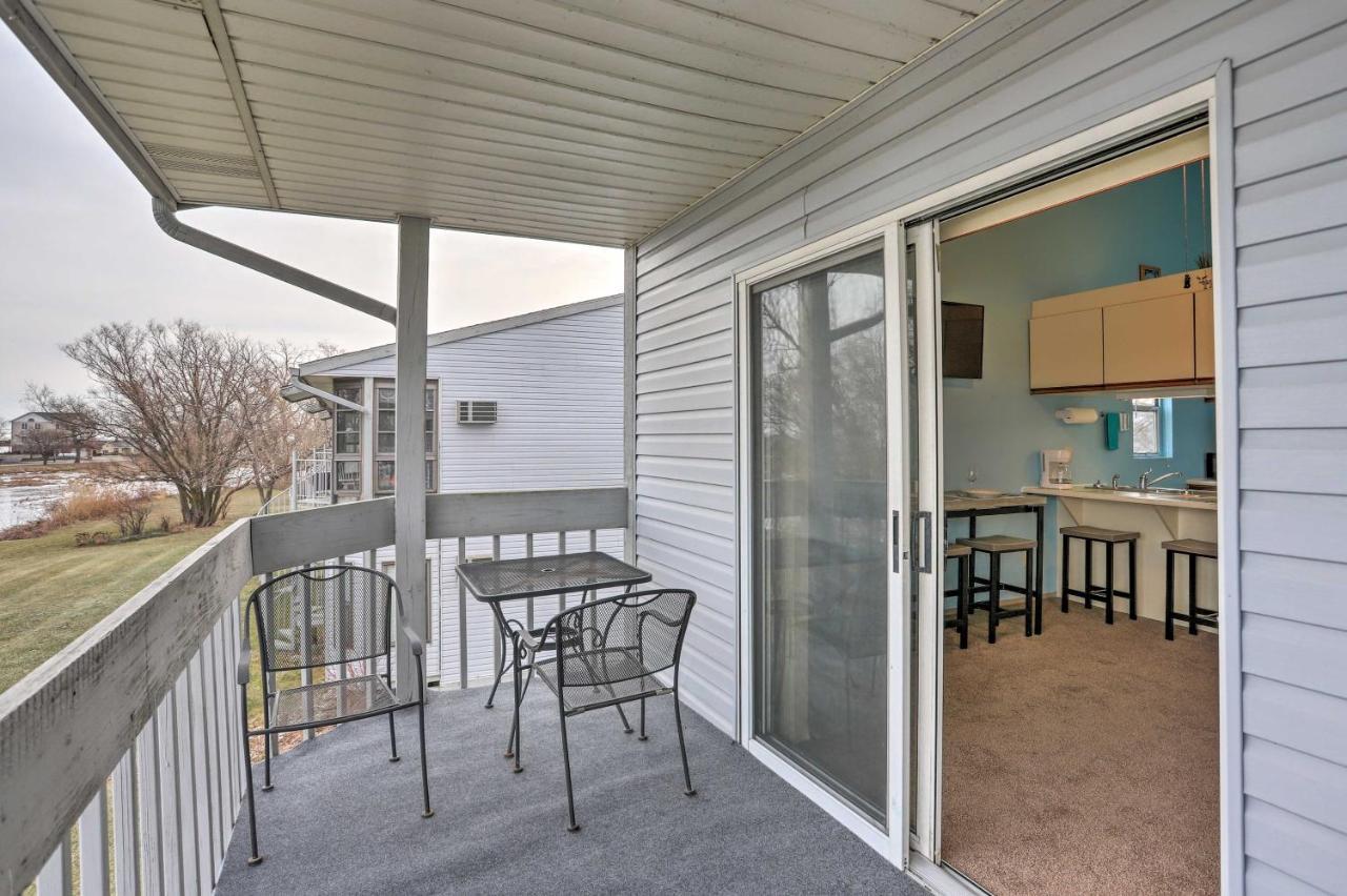 Condo With Balcony, Dock And Access To Lake Erie Sand Beach Exterior foto